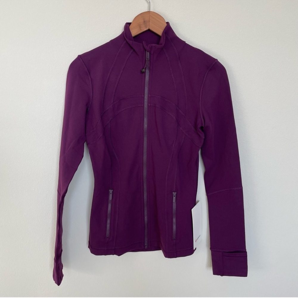 NWT Lululemon Define Jacket *Luon Dramatic Magenta Size 4